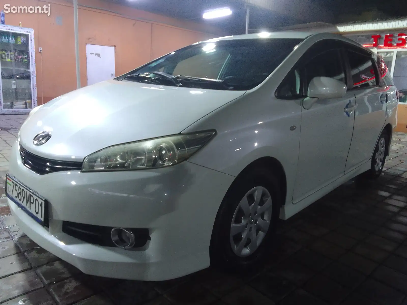 Toyota Wish, 2010-1