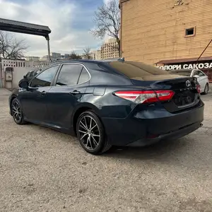 Toyota Camry, 2019