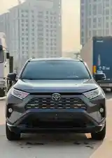 Toyota RAV 4, 2021-5