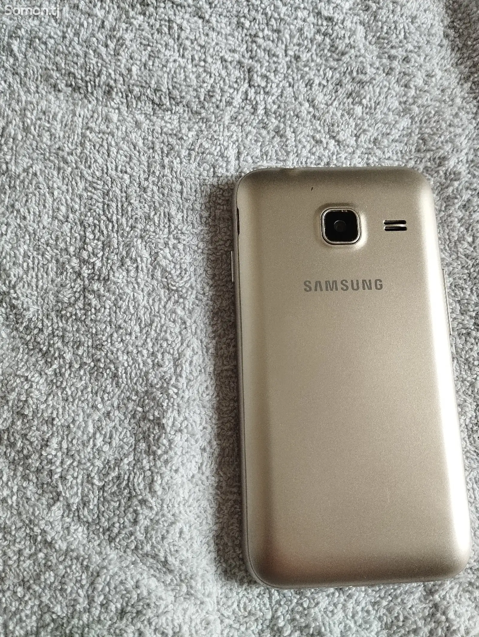 Samsung Galaxy J3 8GB-1