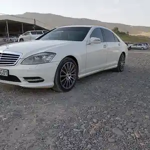 Mercedes-Benz S class, 2008