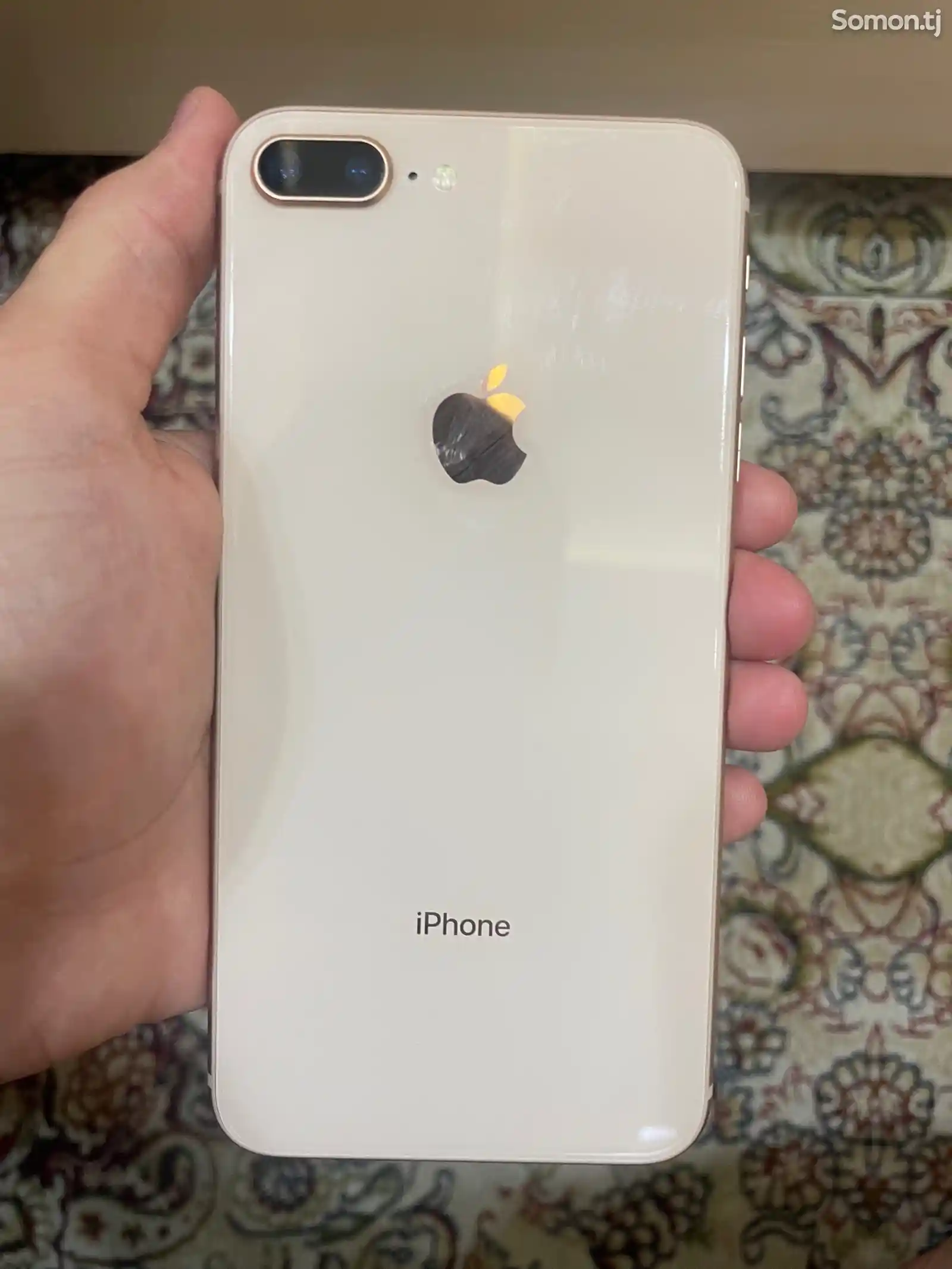 Apple iPhone 8 plus, 64 gb, Gold-1