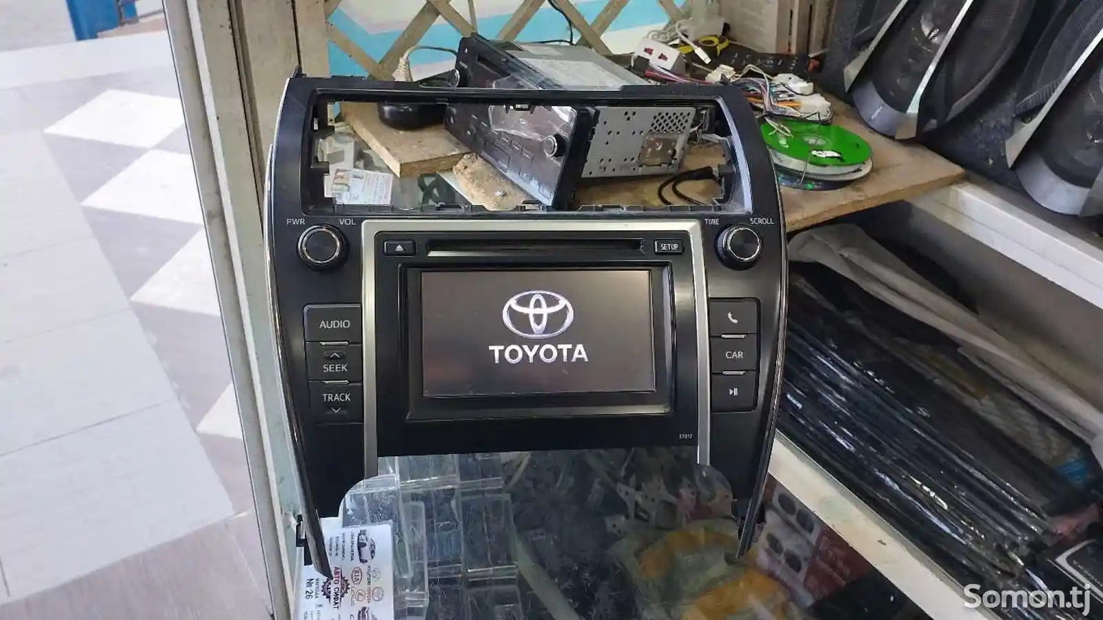Штатная манитола для Toyota Camry, 2012-1