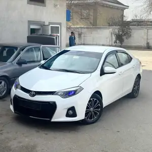 Toyota Corolla, 2015