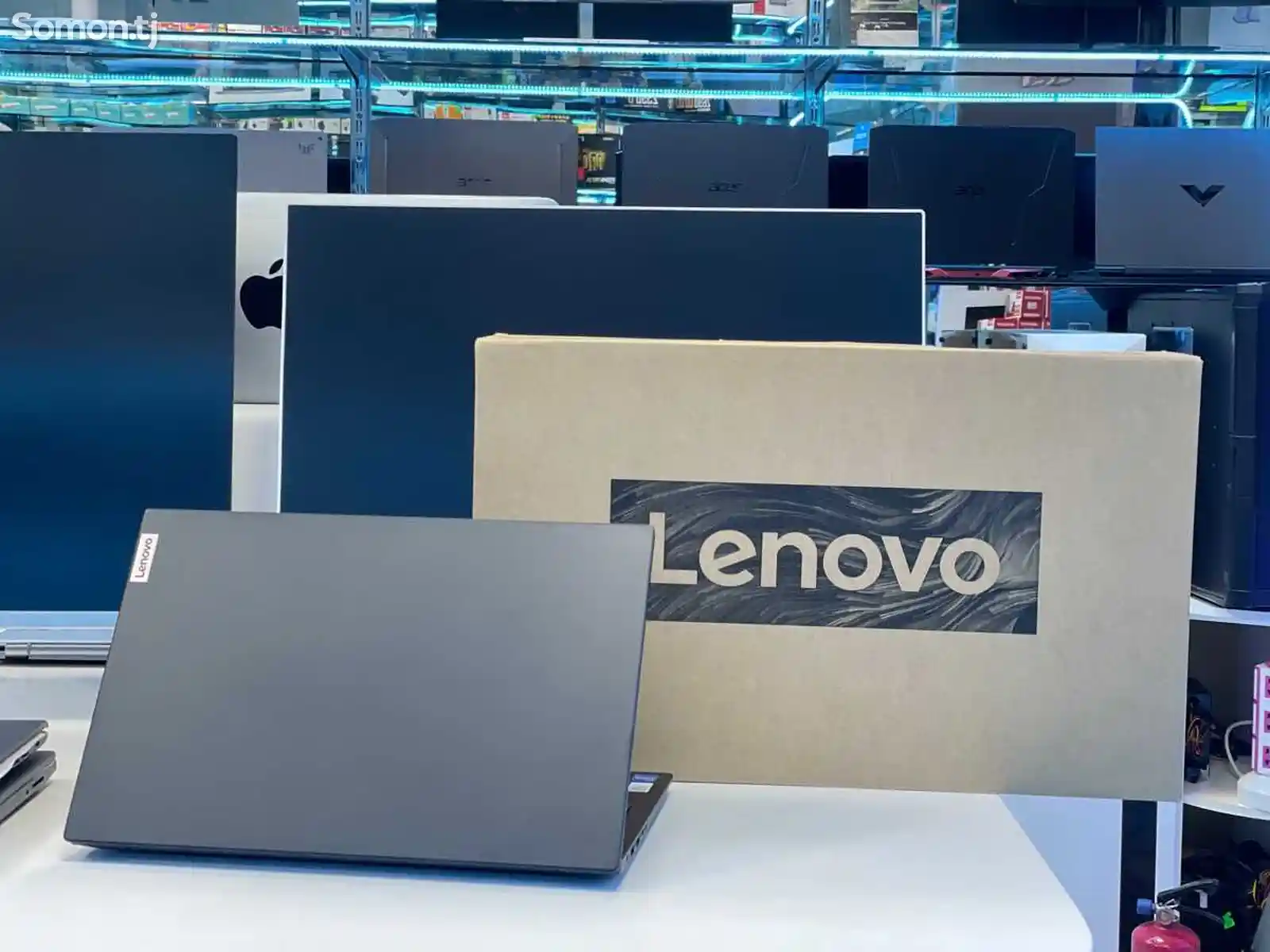 Ноутбук Lenovo Core i3-1115G4 с сумкой-2