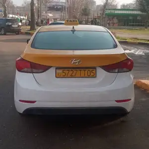 Hyundai Elantra, 2015