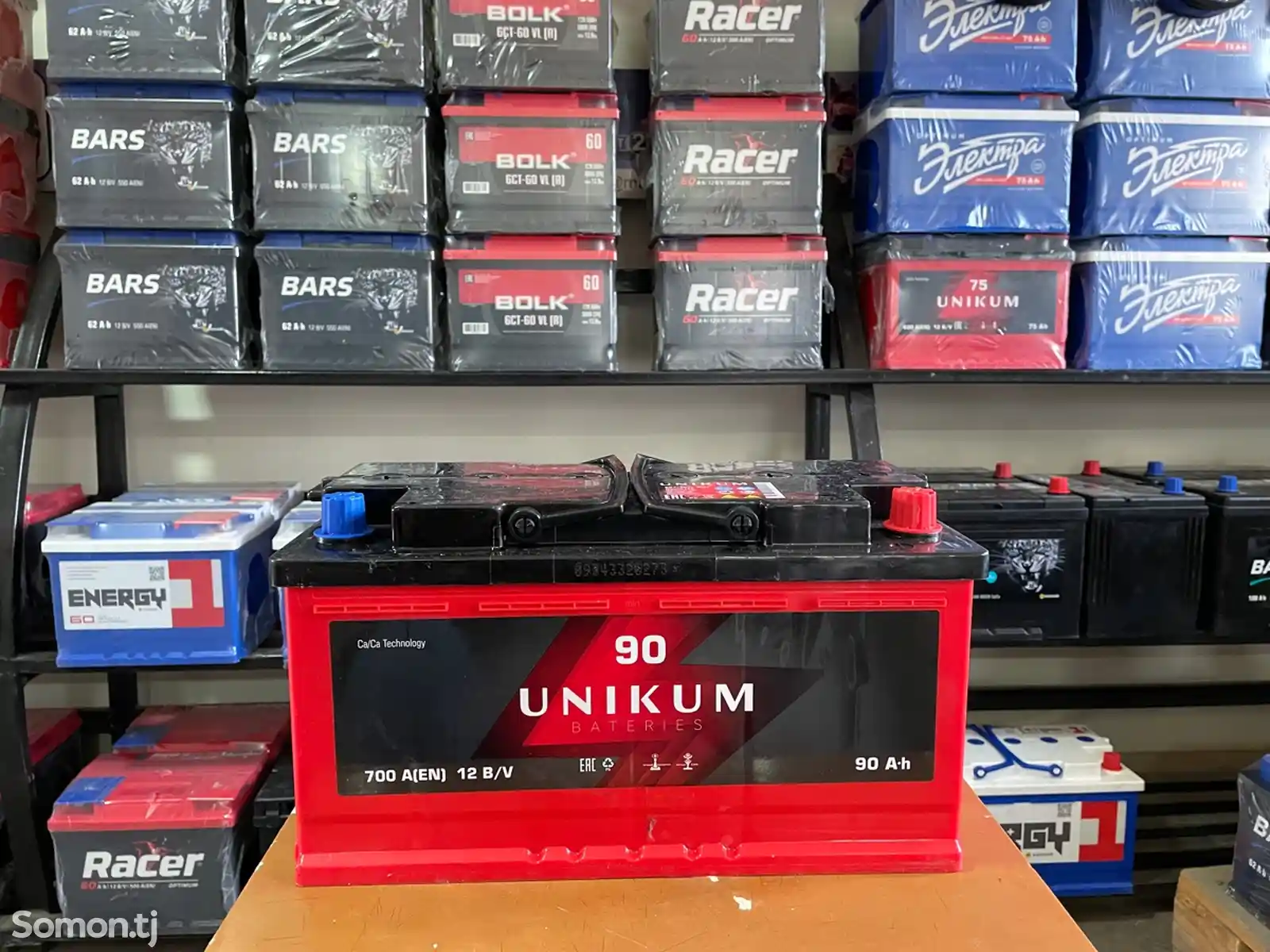 Аккумулятор 90А Unikum 700A-1