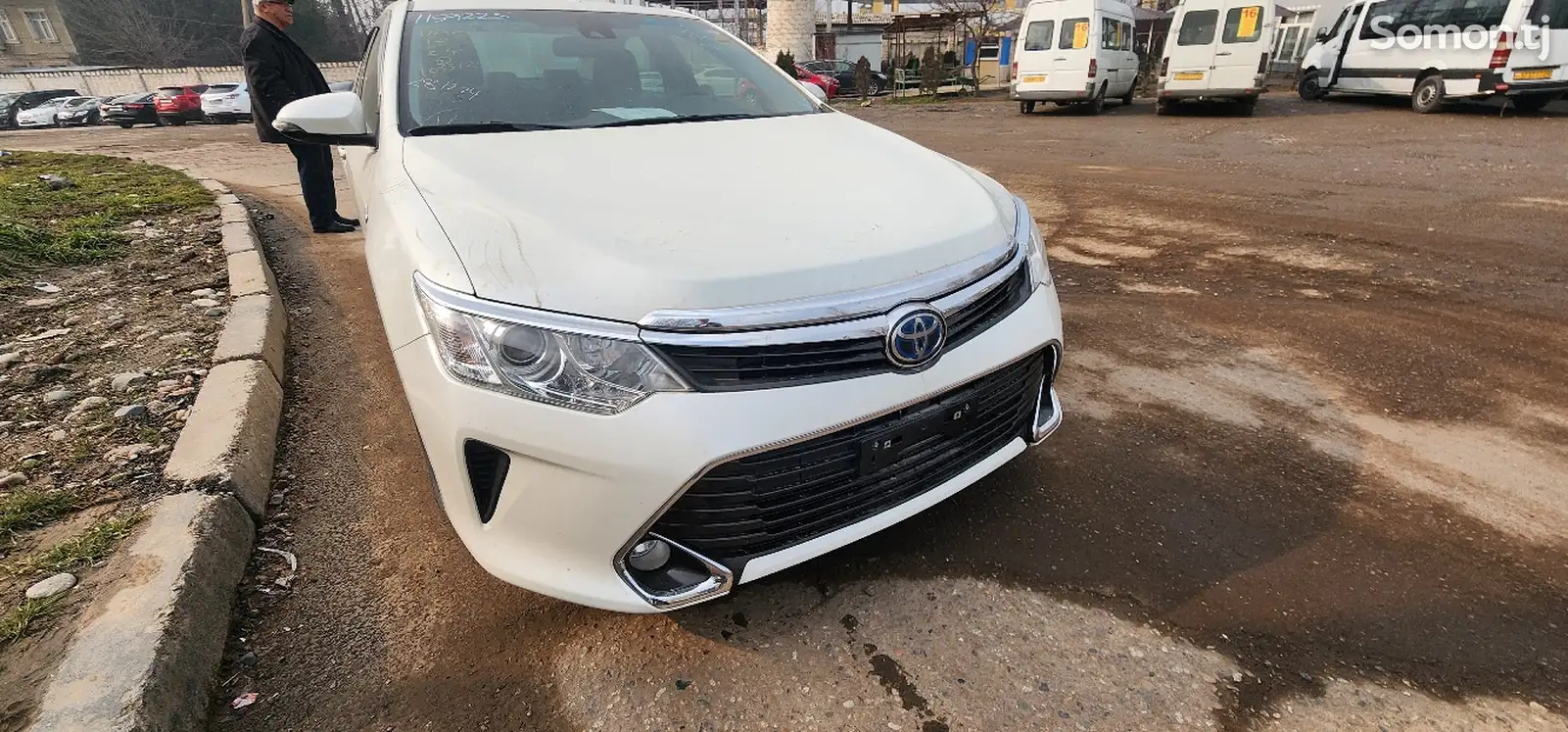 Toyota Camry, 2016-1