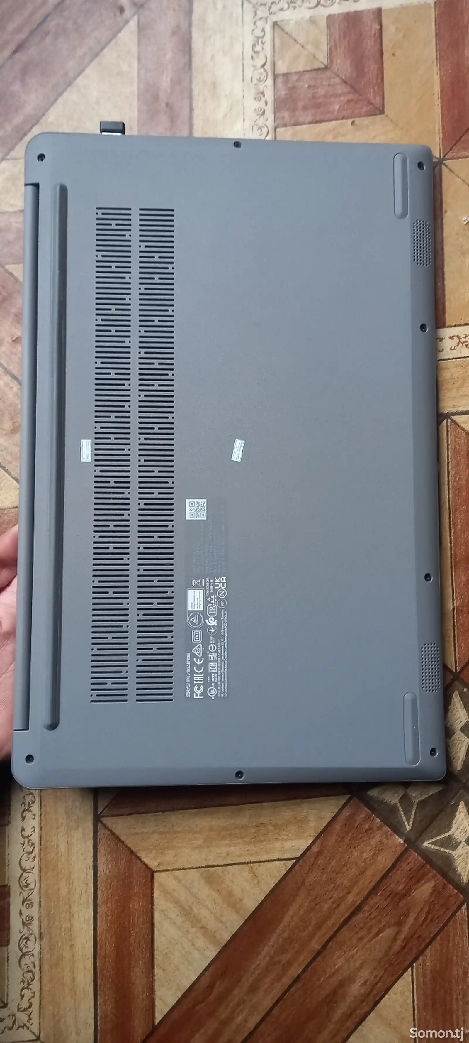 Ноутбук Lenovo ip1 R3 8/256GB-9