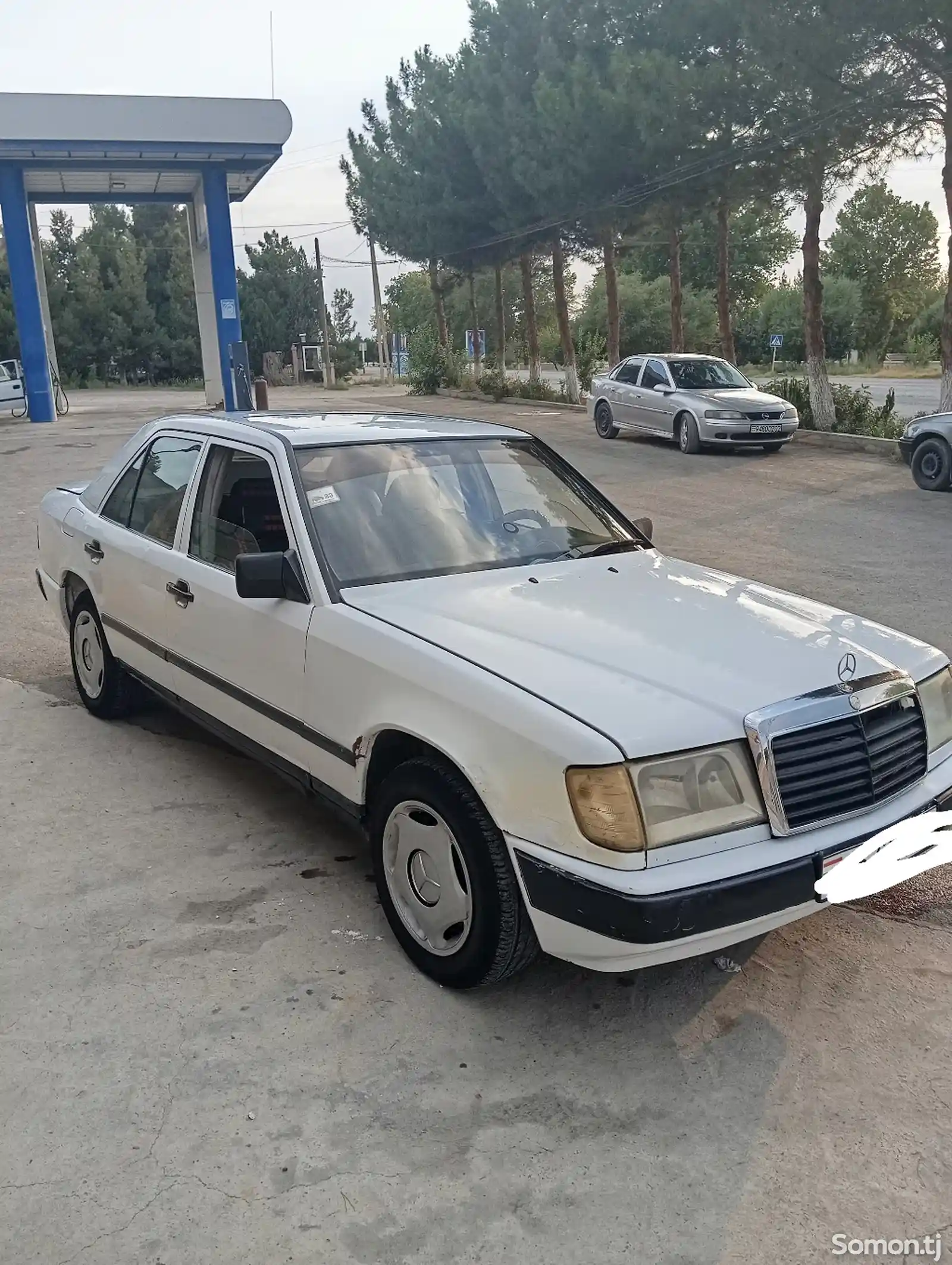 Mercedes-Benz W124, 1987-2