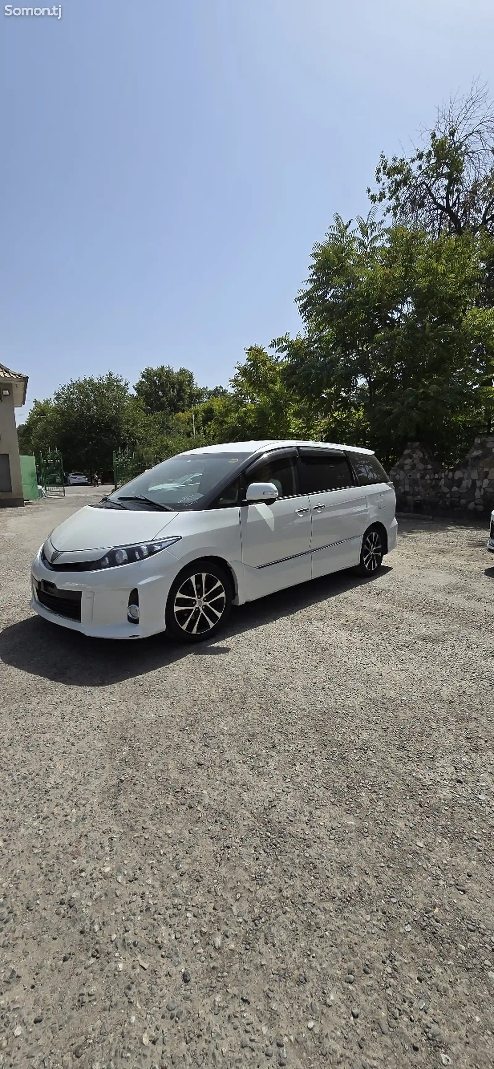 Toyota Estima, 2014-5