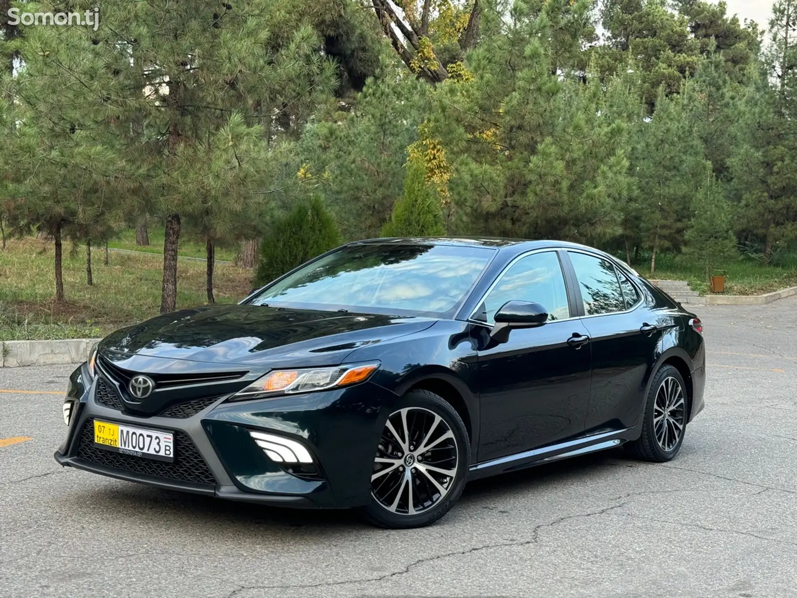 Toyota Camry, 2018-1