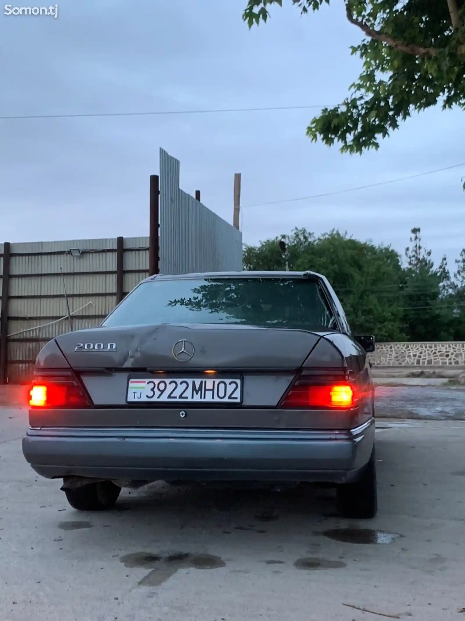 Mercedes-Benz E class, 1992-4