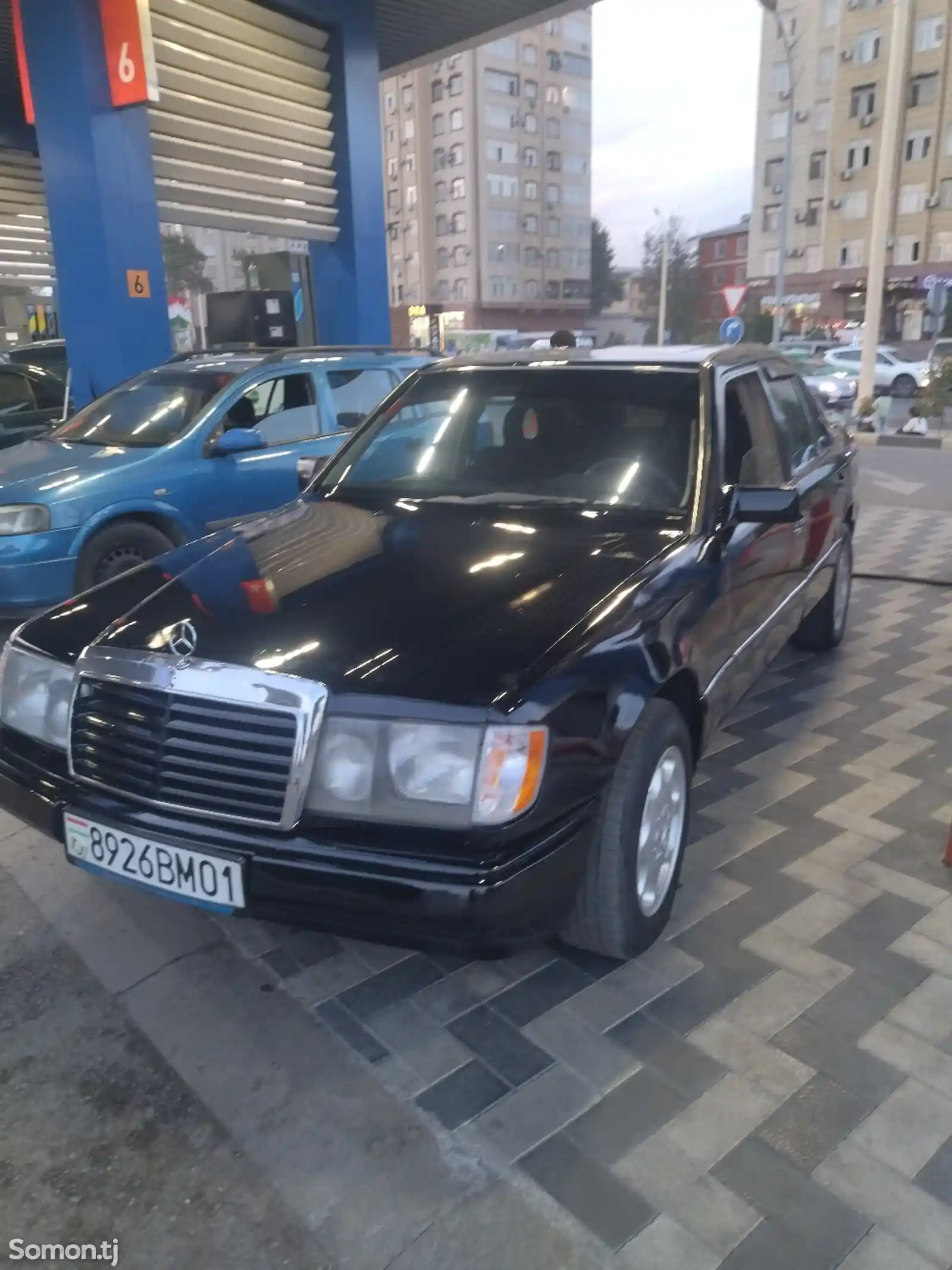 Mercedes-Benz W124, 1992-1