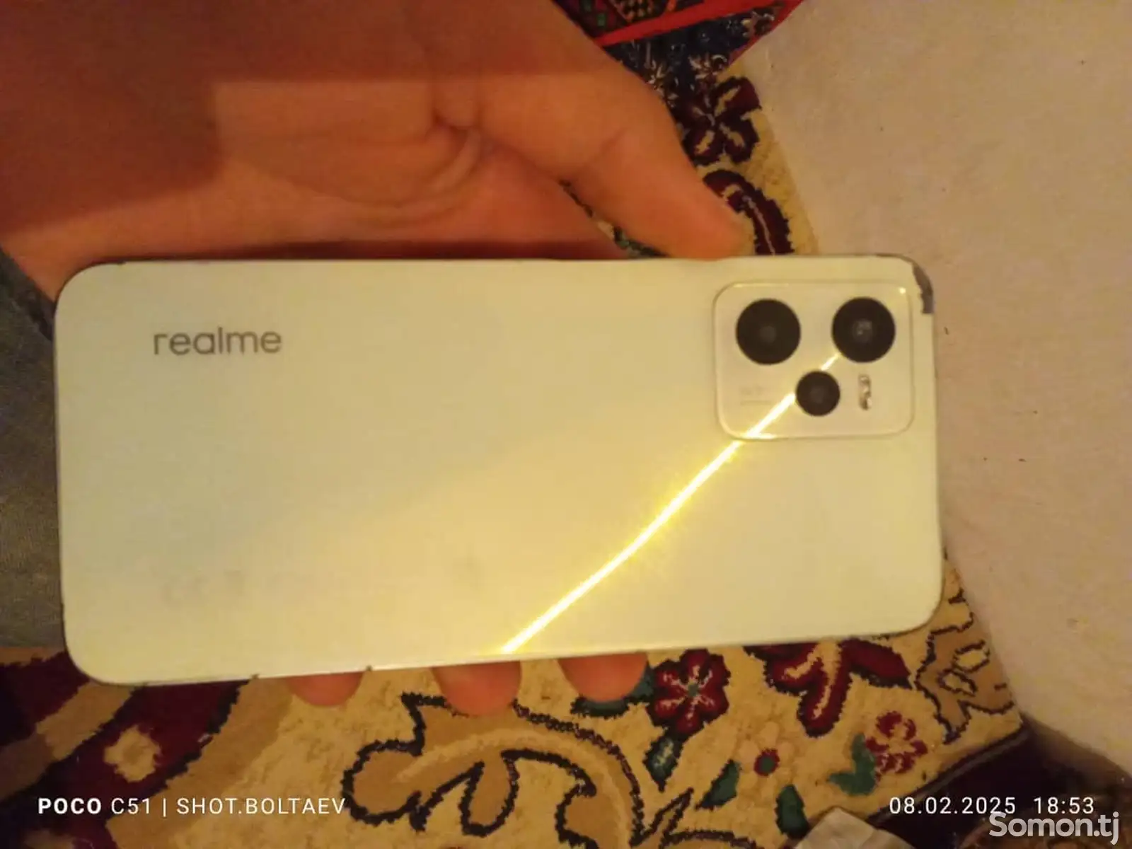 Телефон Realme-1