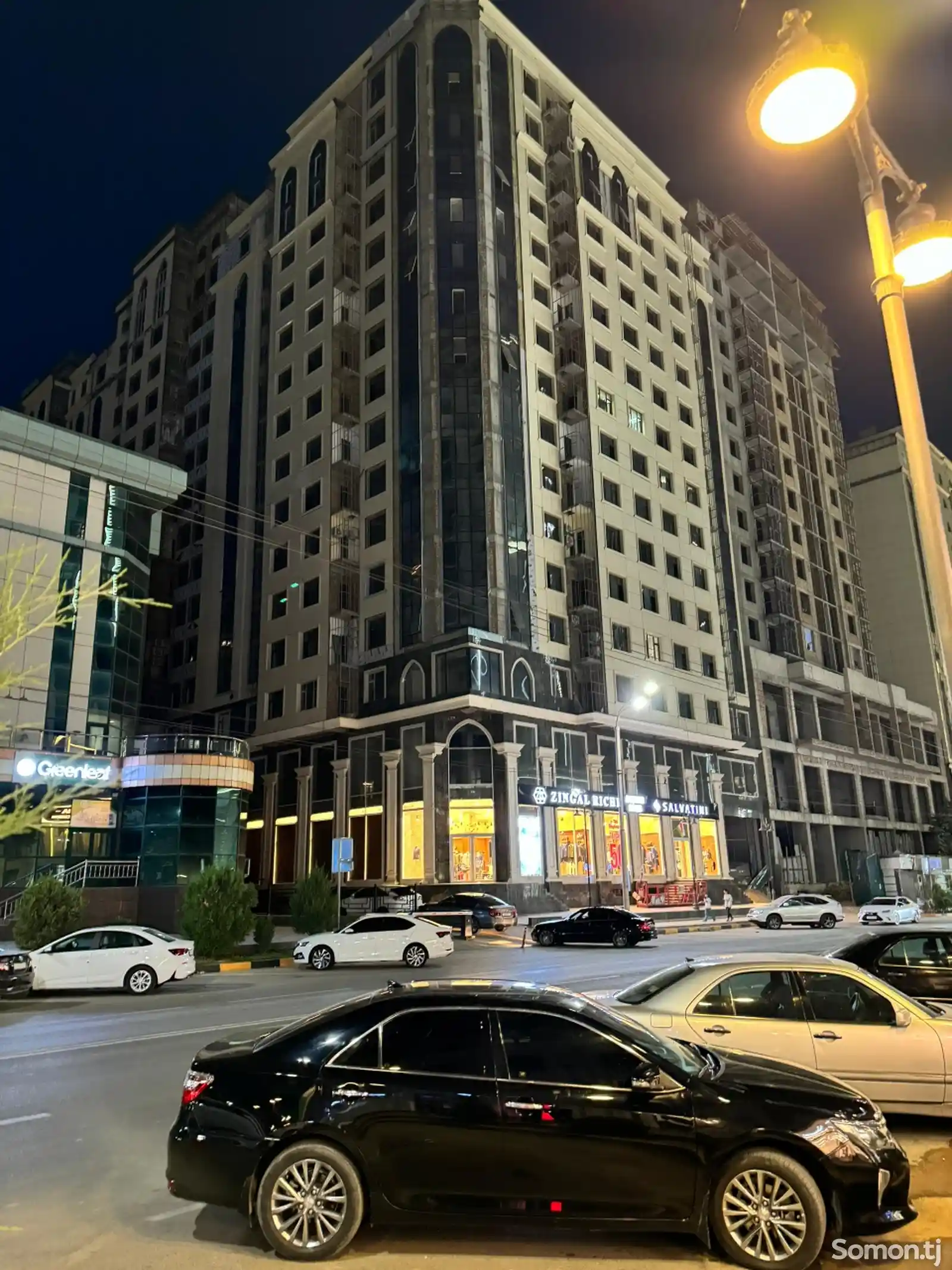 3-комн. квартира, 10 этаж, 120 м², Гранд отель-1