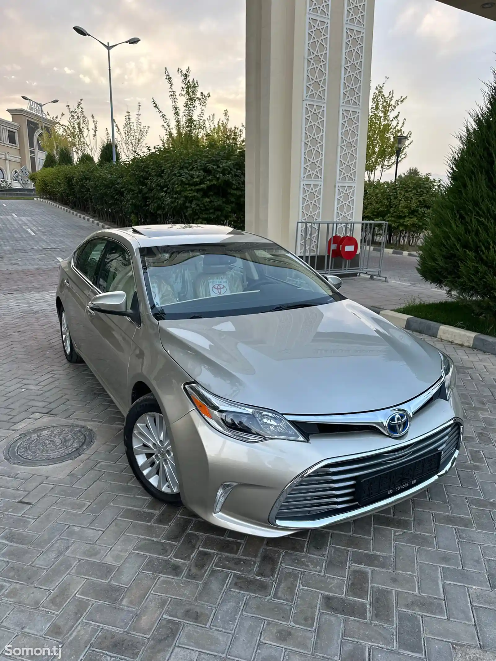 Toyota Avalon, 2015-1