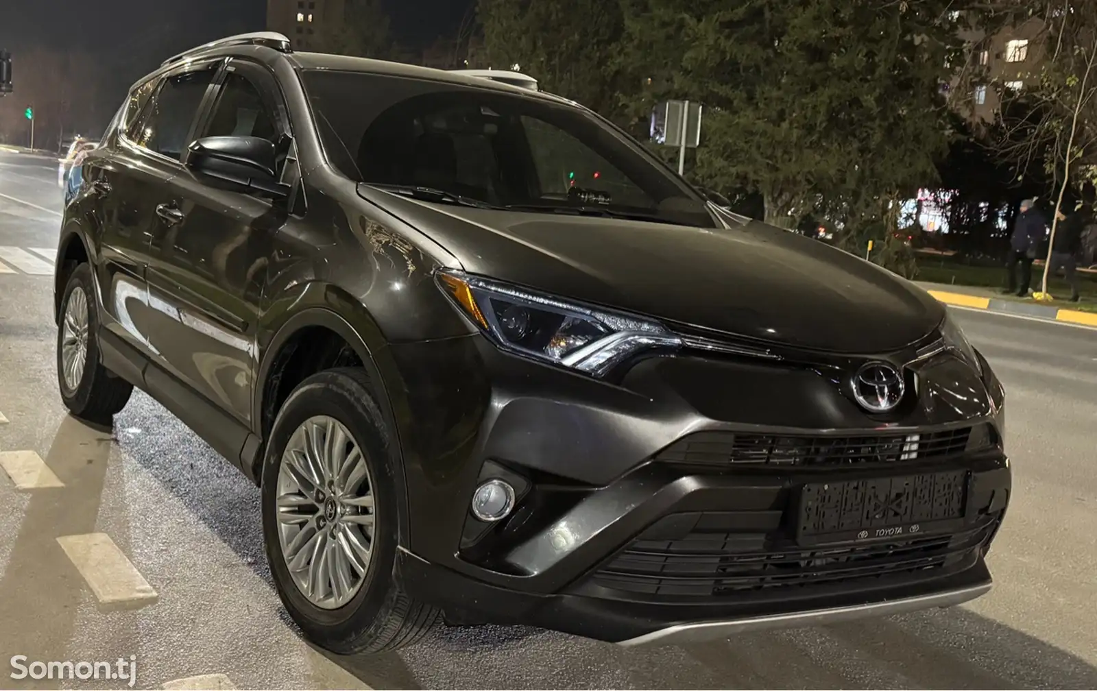 Toyota RAV 4, 2017-1