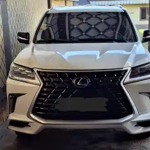 Lexus LX series, 2017