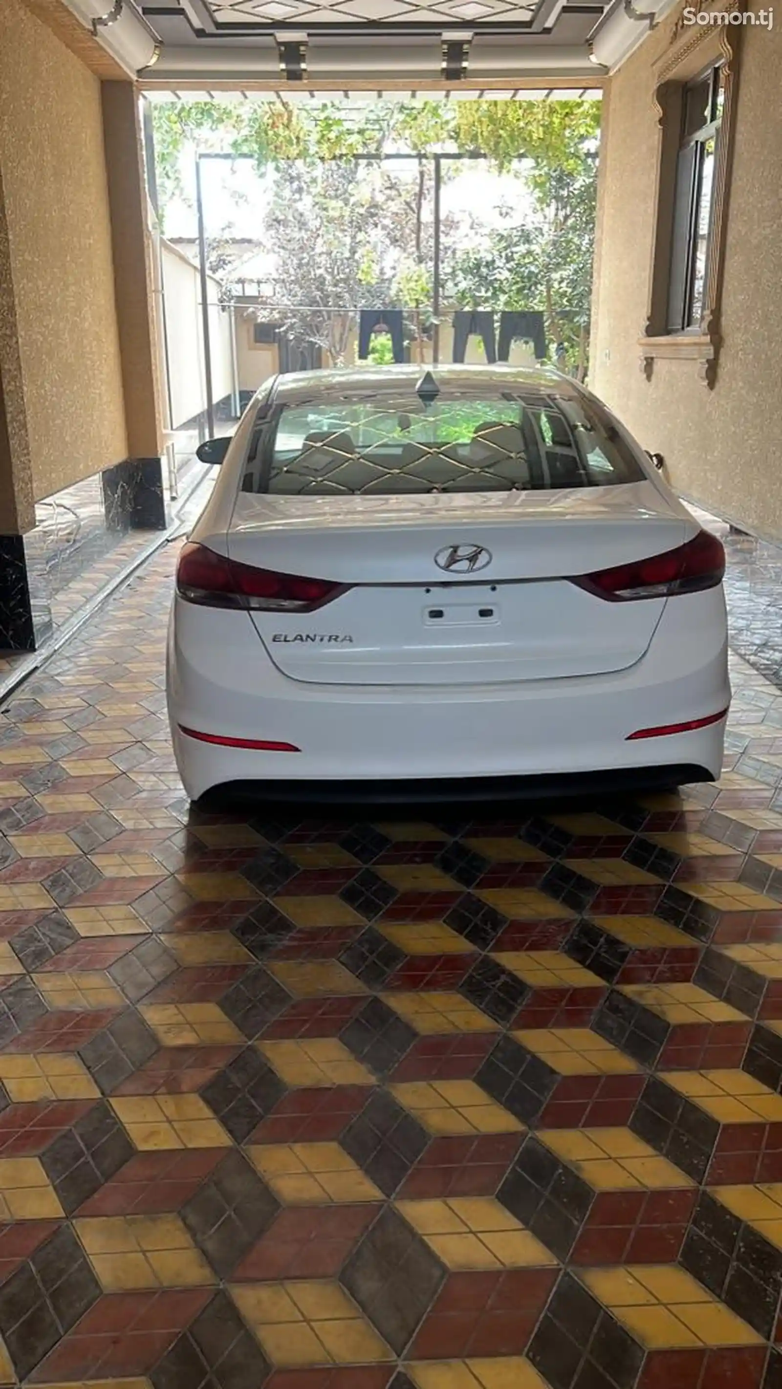 Hyundai Elantra, 2017-8