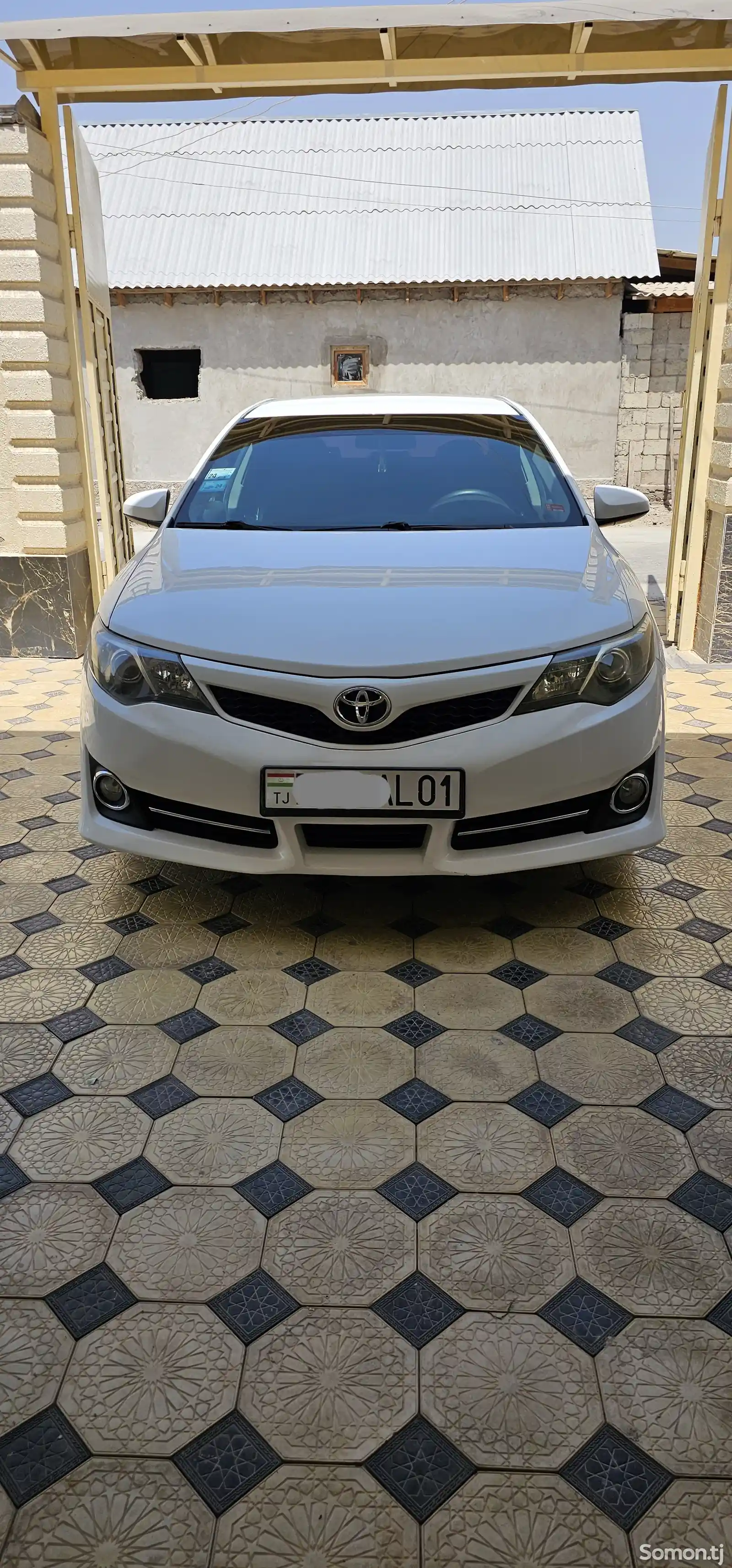 Toyota Camry, 2012-4