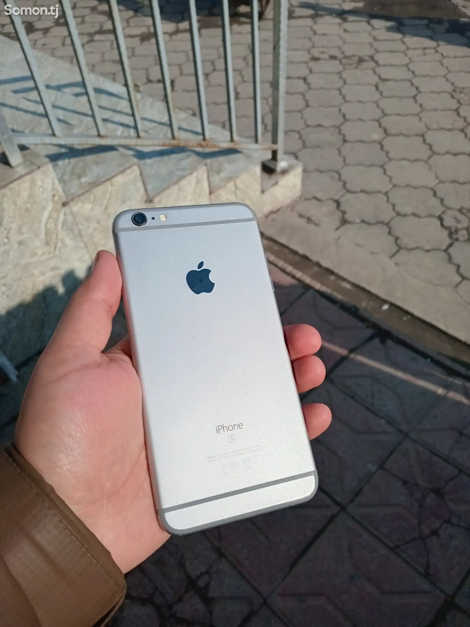 Apple iPhone 6S plus, 32 gb-1