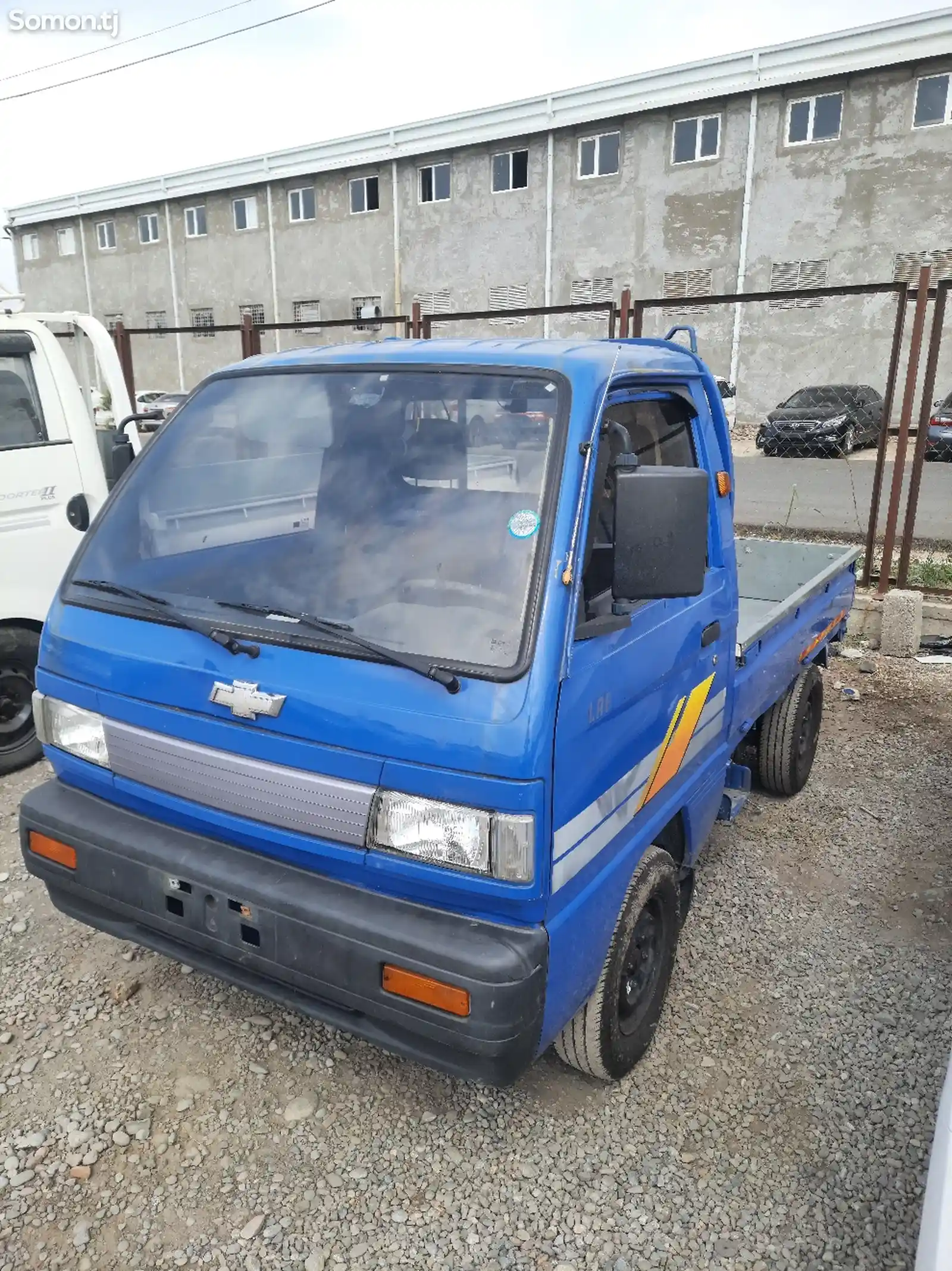 Бортовой автомобиль Daewoo Labo, 2015-1