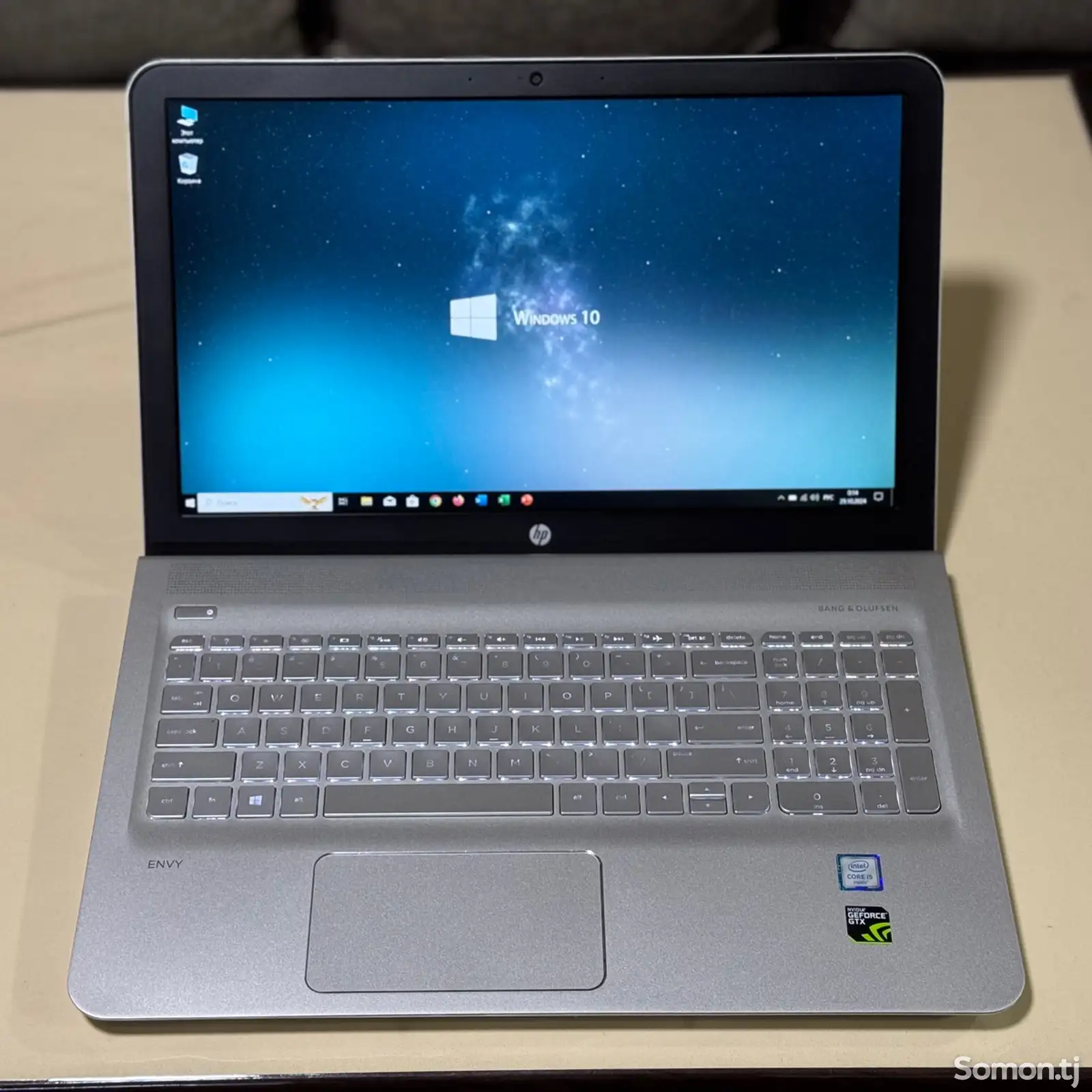 Ноутбук HP Envy 15 i5-6gen-1