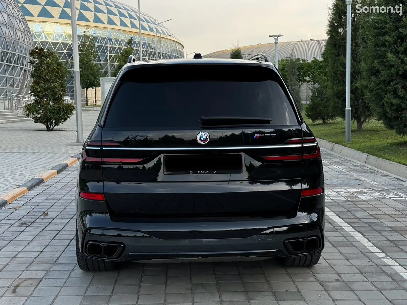 BMW X7, 2023-2