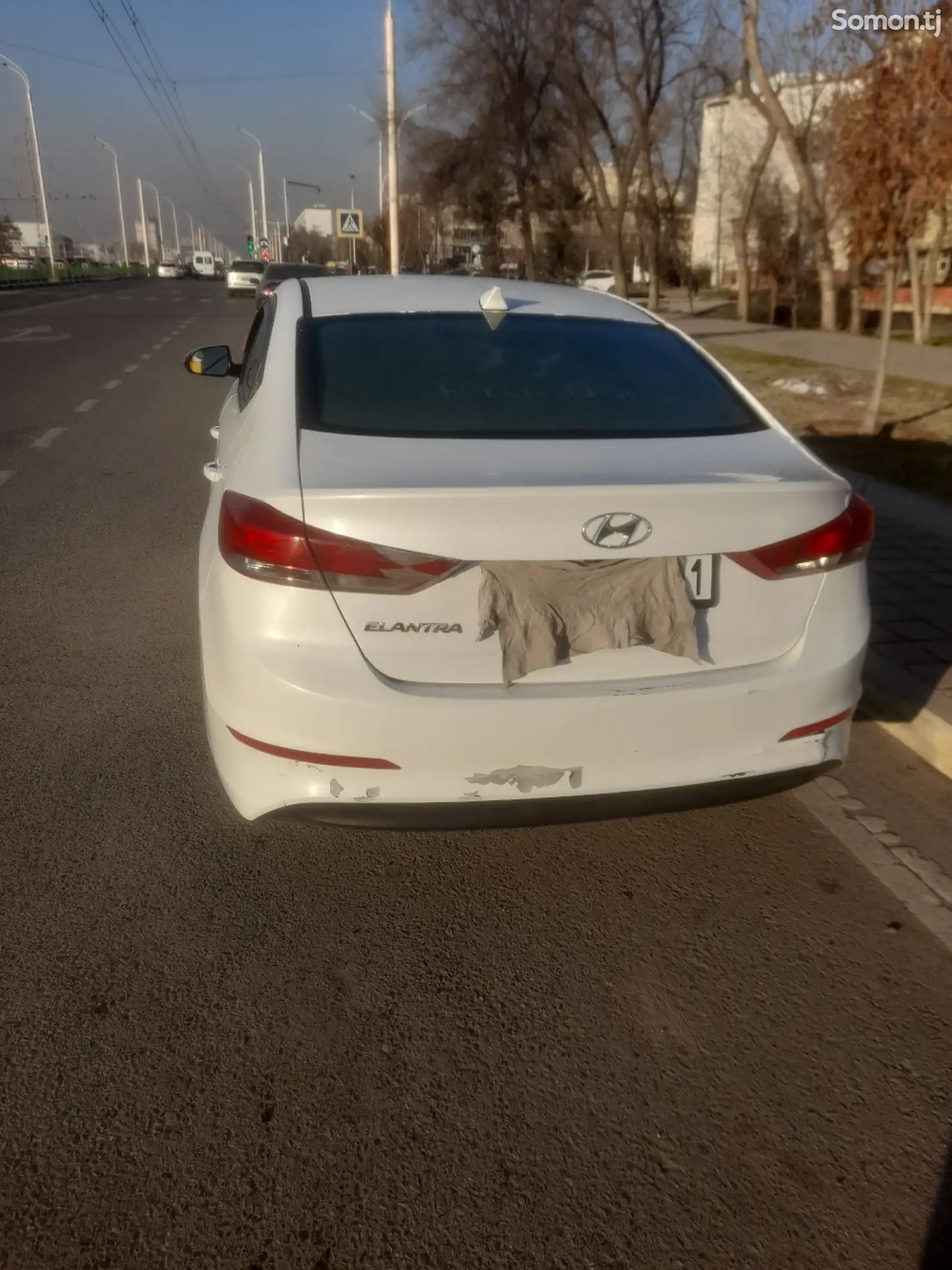 Hyundai Elantra, 2017-1