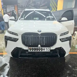 BMW X7, 2023