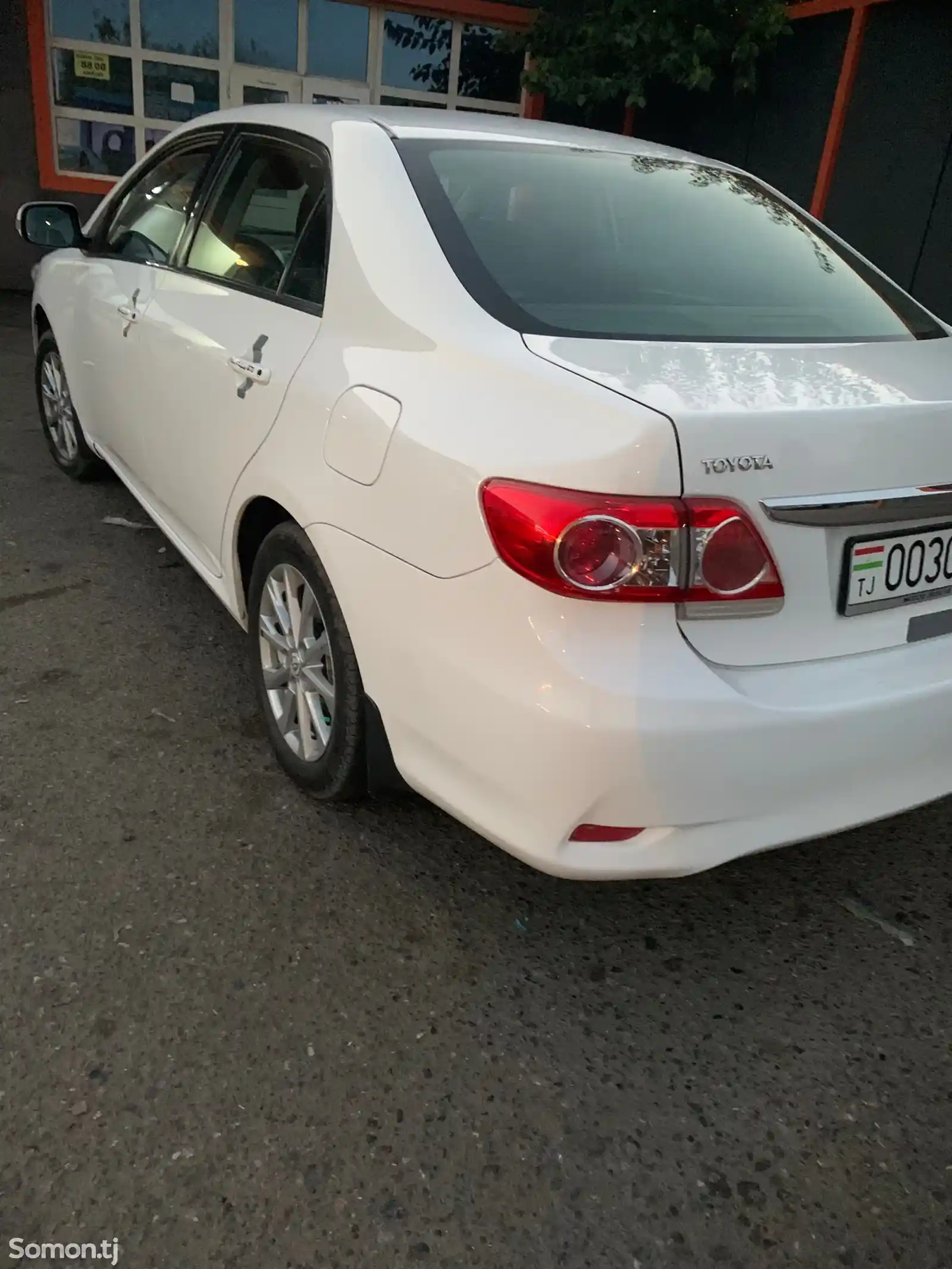 Toyota Corolla, 2011-3