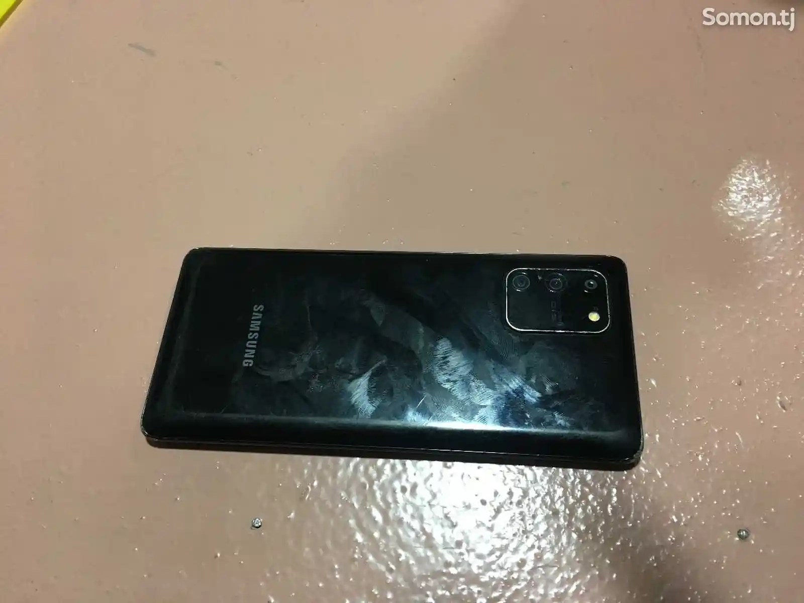 Samsung Galaxy s10 lite-4