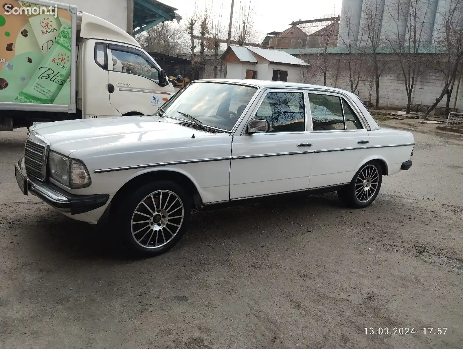 Mercedes-Benz W201, 1982-2