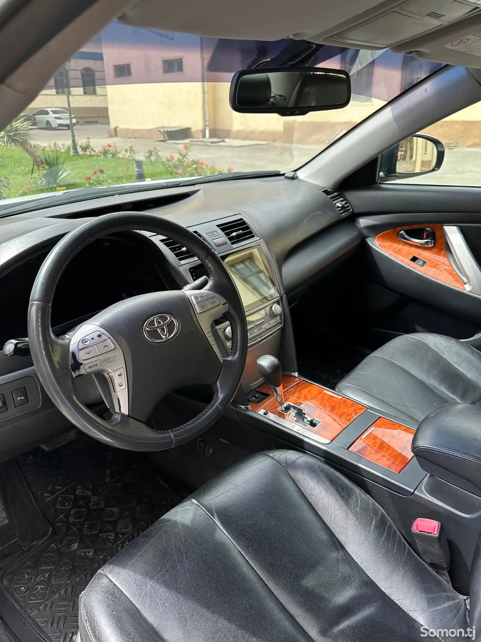 Toyota Camry, 2010-7