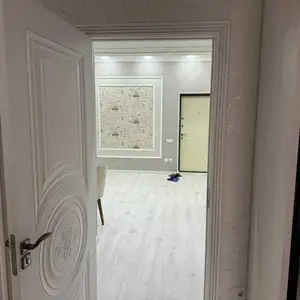 2-комн. квартира, 14 этаж, 82м², 112 мкр, пайкар