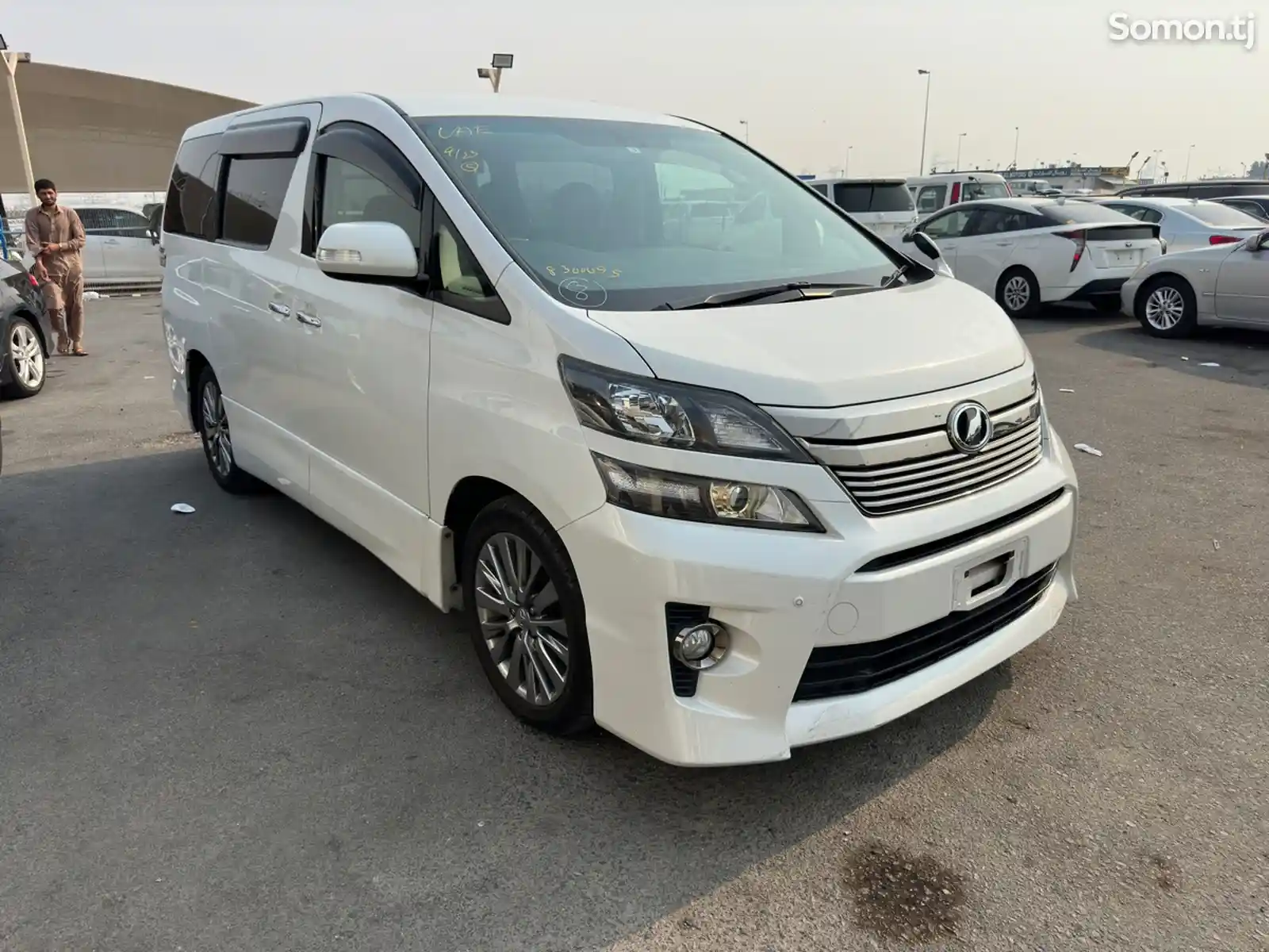 Toyota Vellfire, 2014-1