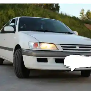 Toyota Corona, 1998