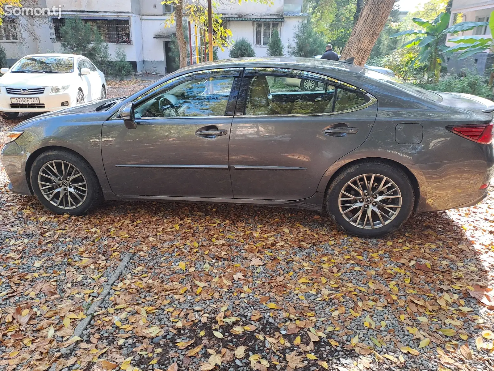 Lexus ES series, 2013-3