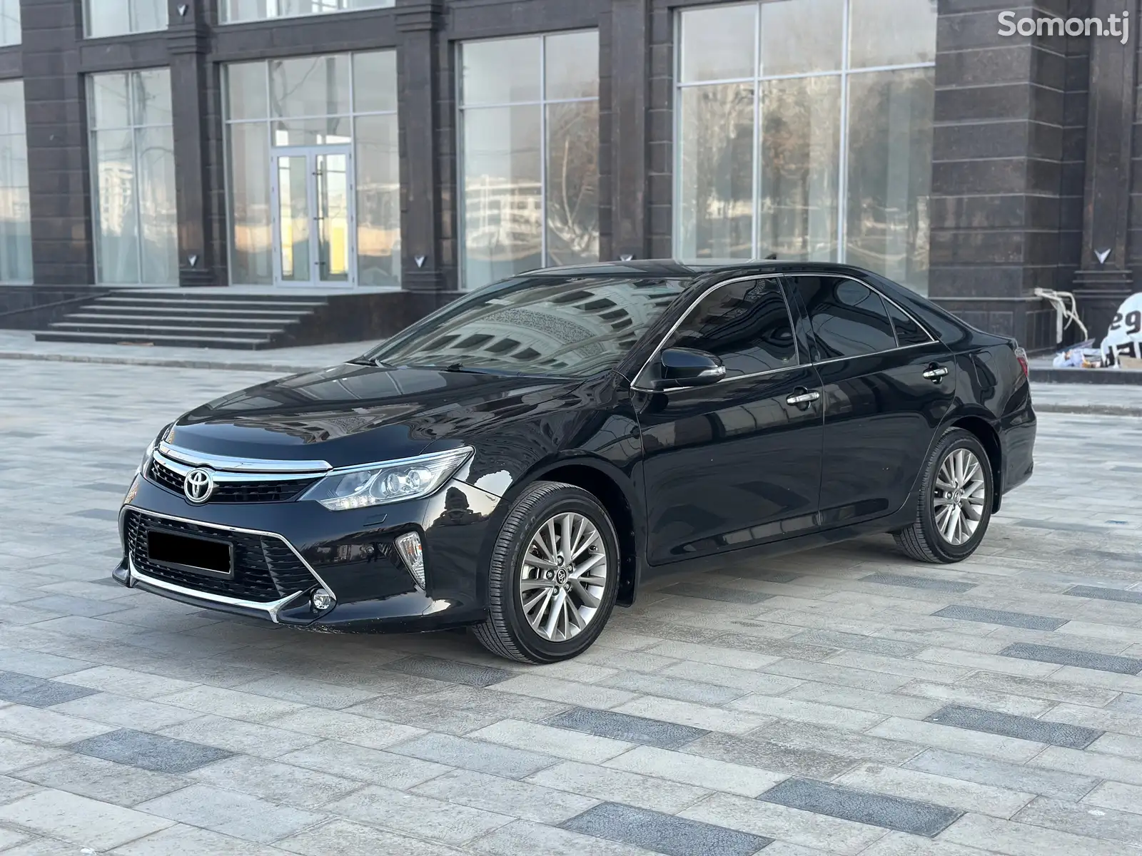 Toyota Camry, 2016-1