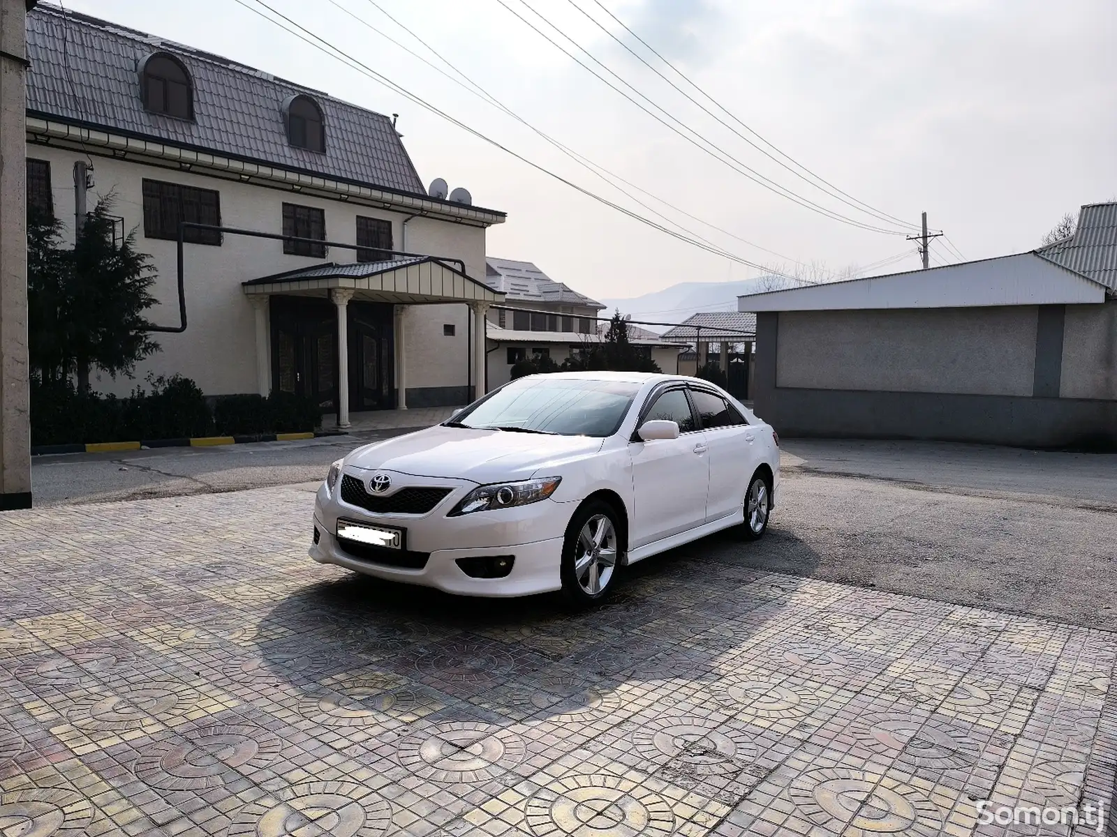 Toyota Camry, 2010-1