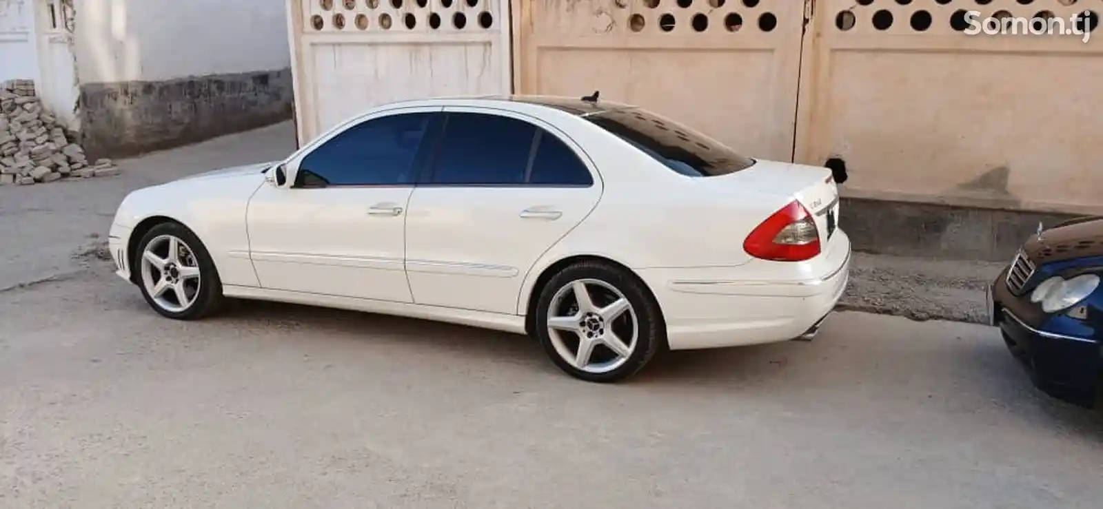 Mercedes-Benz E class, 2009-1