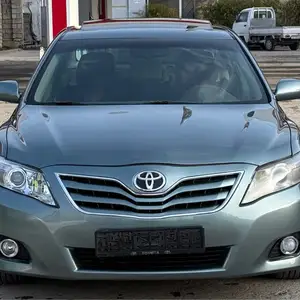 Toyota Camry, 2011