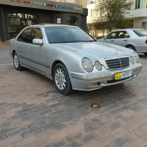 Mercedes-Benz E class, 2002