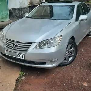 Lexus ES series, 2010