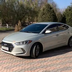 Hyundai Elantra, 2017