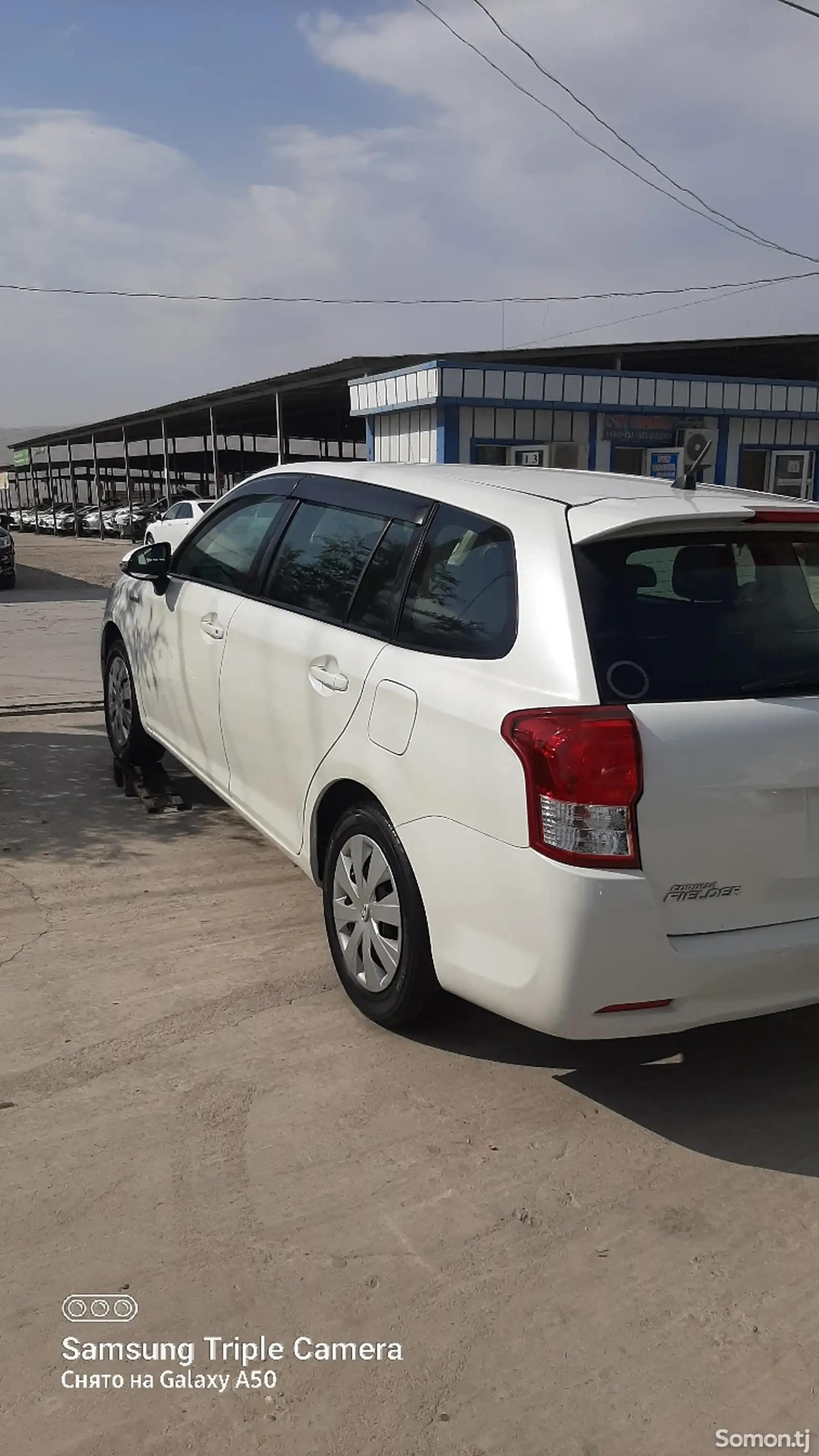 Toyota Fielder, 2014-5