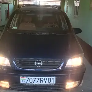 Opel Zafira, 2000