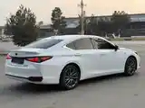 Lexus ES series, 2022-7