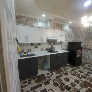 2-комн. квартира, Цокольный этаж, 60м²,